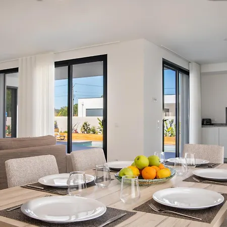 Villa Mariana - By Sch *